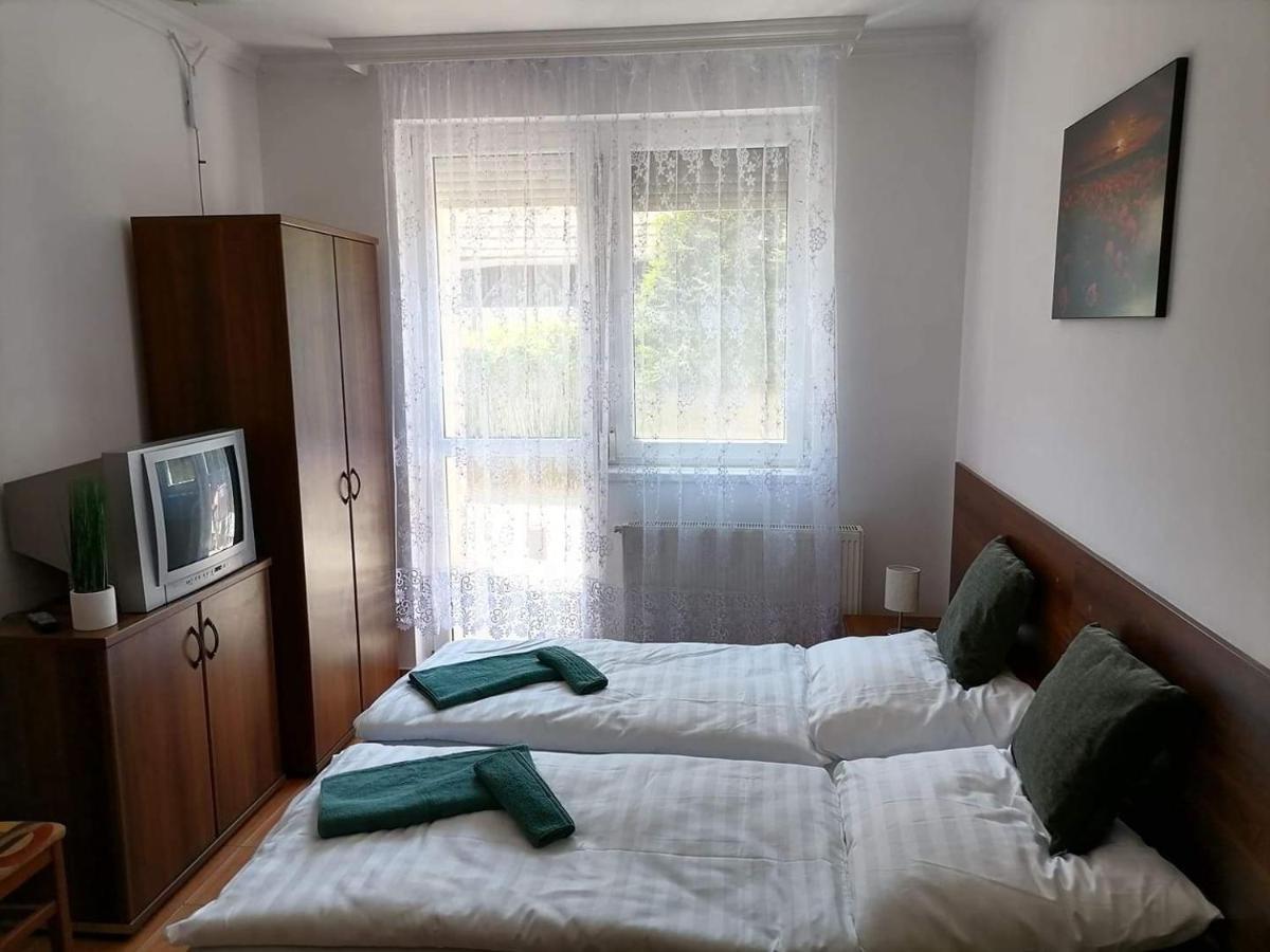 Aqua Oazis Apartman Hajdúszoboszló 外观 照片