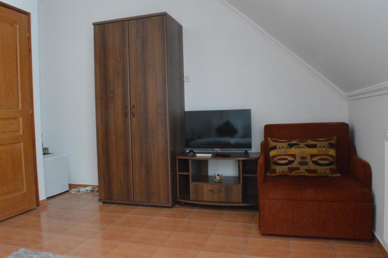 Aqua Oazis Apartman Hajdúszoboszló 外观 照片