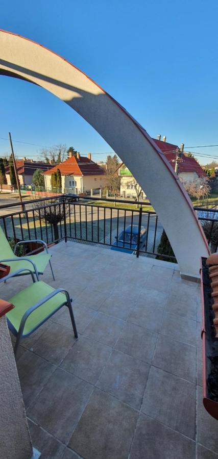 Aqua Oazis Apartman Hajdúszoboszló 外观 照片